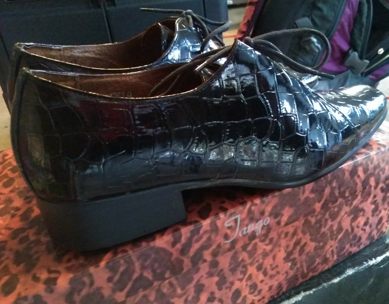 Tango Black Crocodile Dress Shoes Men's Size 9