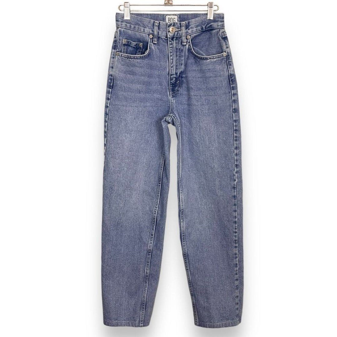 BDG Jeans High Rise Baggy Women Tapered Leg Size 24 Blue Medium Wash