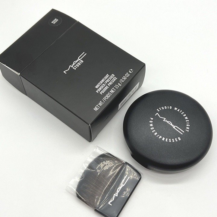 Mac Studio Waterweight Pressed Powder, 0.50oz. / 15g - Medium Golden, HTF, BNIB
