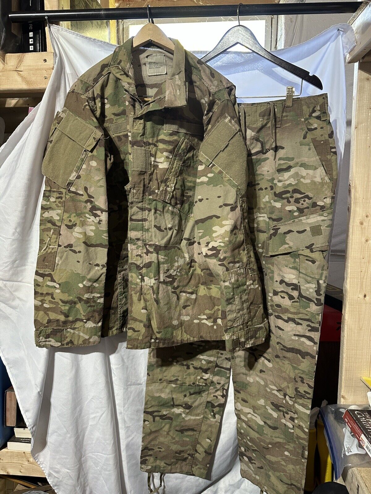 US ARMY OCP MULTICAM UNIFORM MED Long SET FLAME RESISTANT