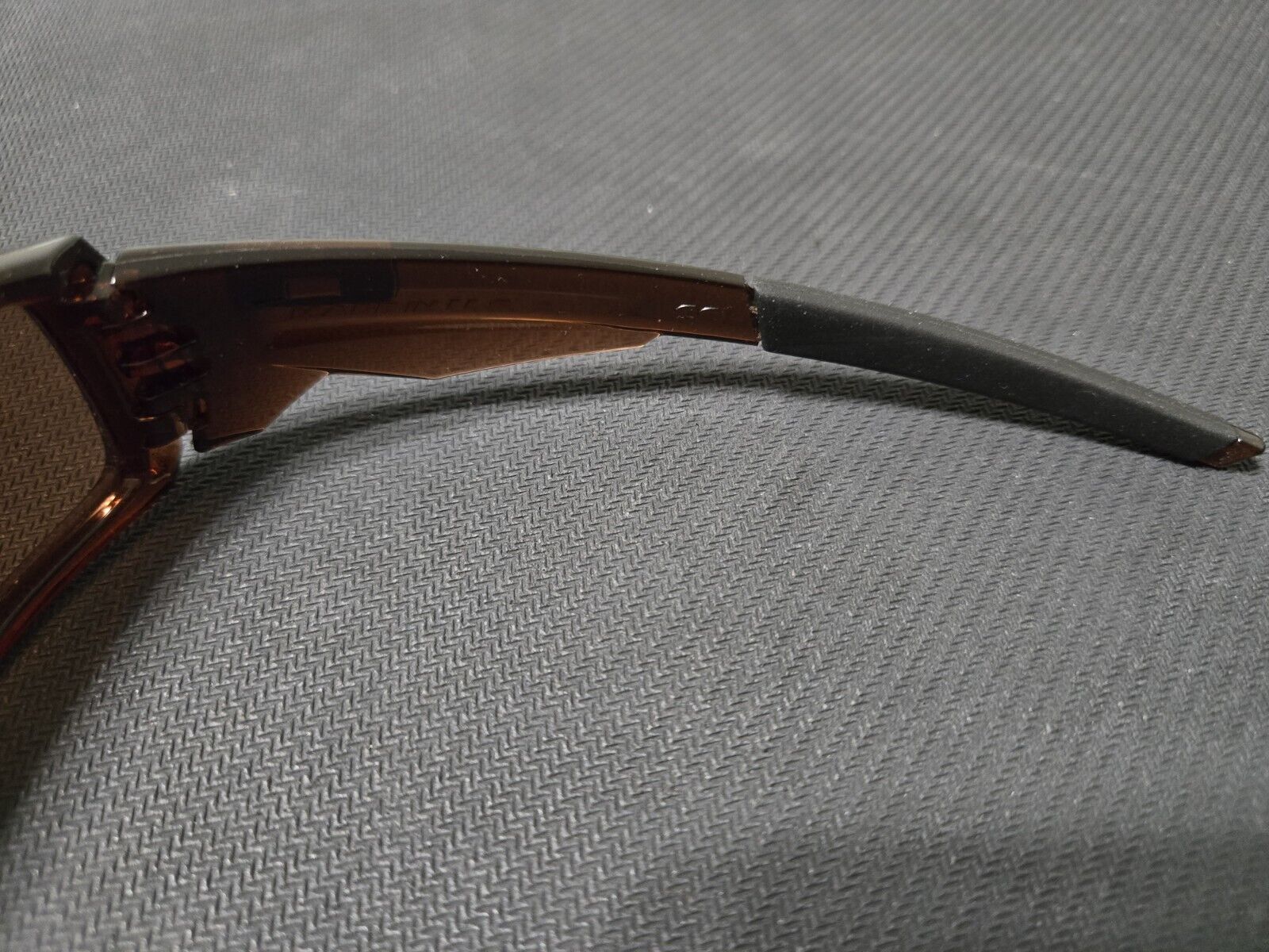 Rare Oakley Canteen Sunglasses Rust Frame / VR28 Black