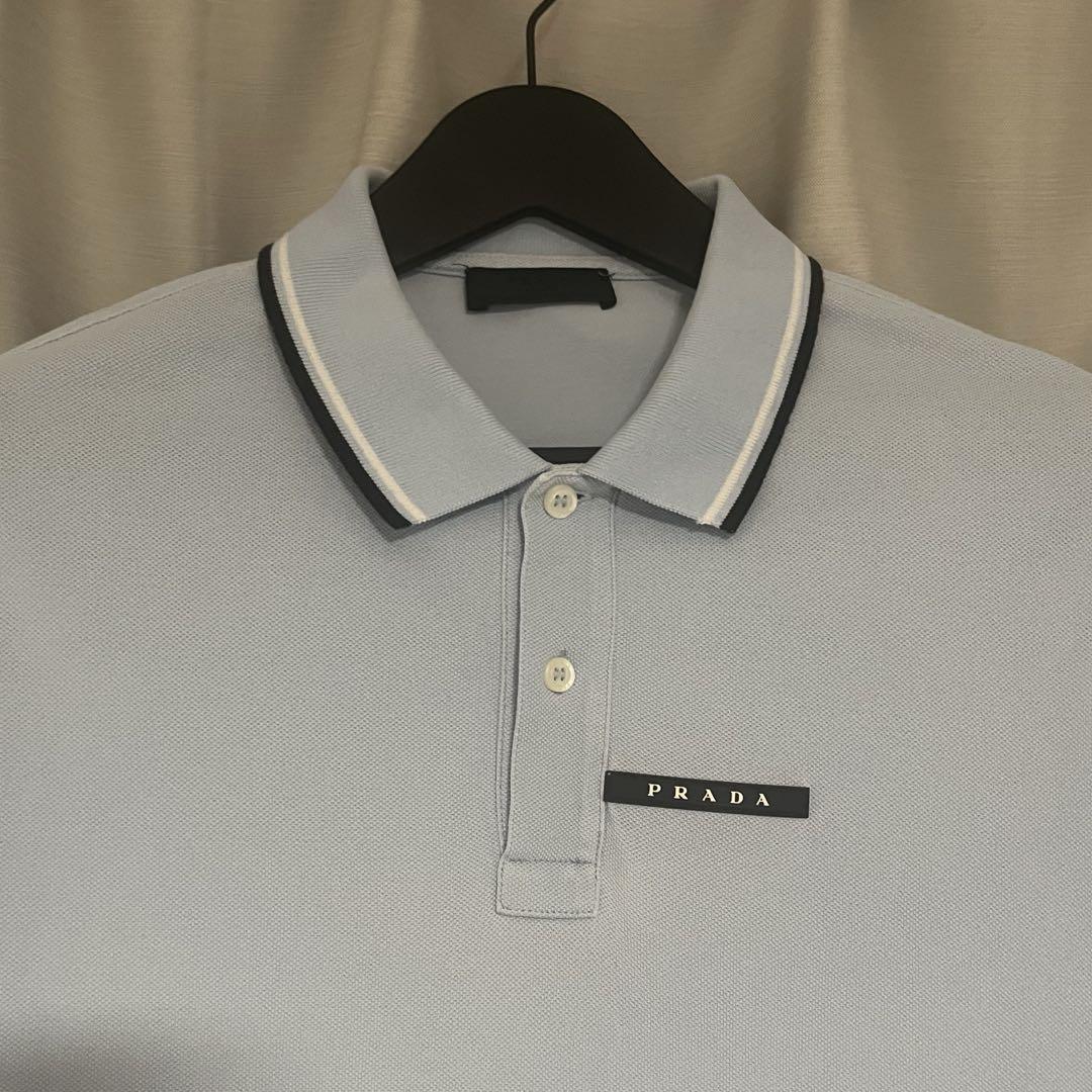 トップス PRADA logo plate polo shirt PRADA logo plate polo shirt