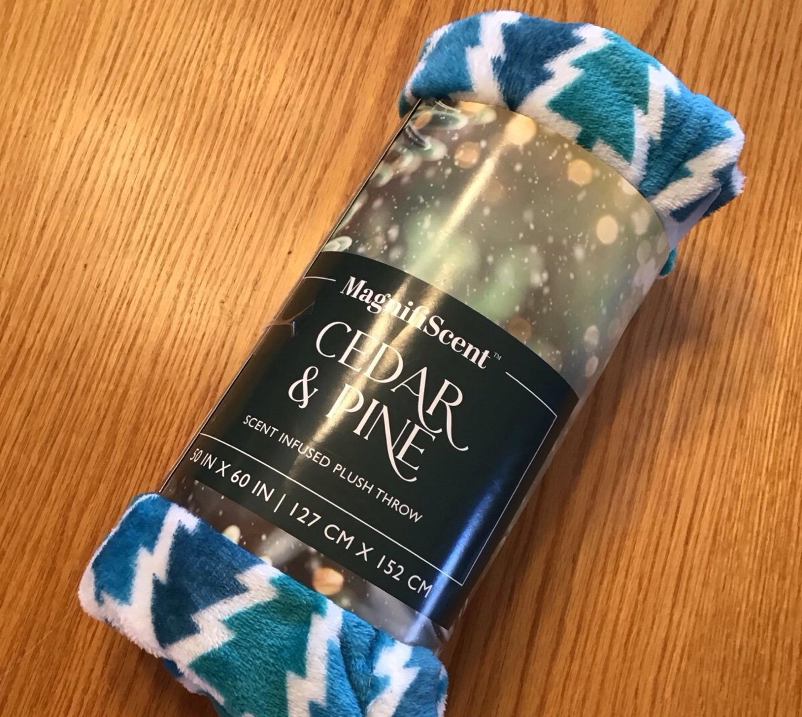 NEW Unopened Fleece Throw Blue & Green Evergreens 50”x60”
