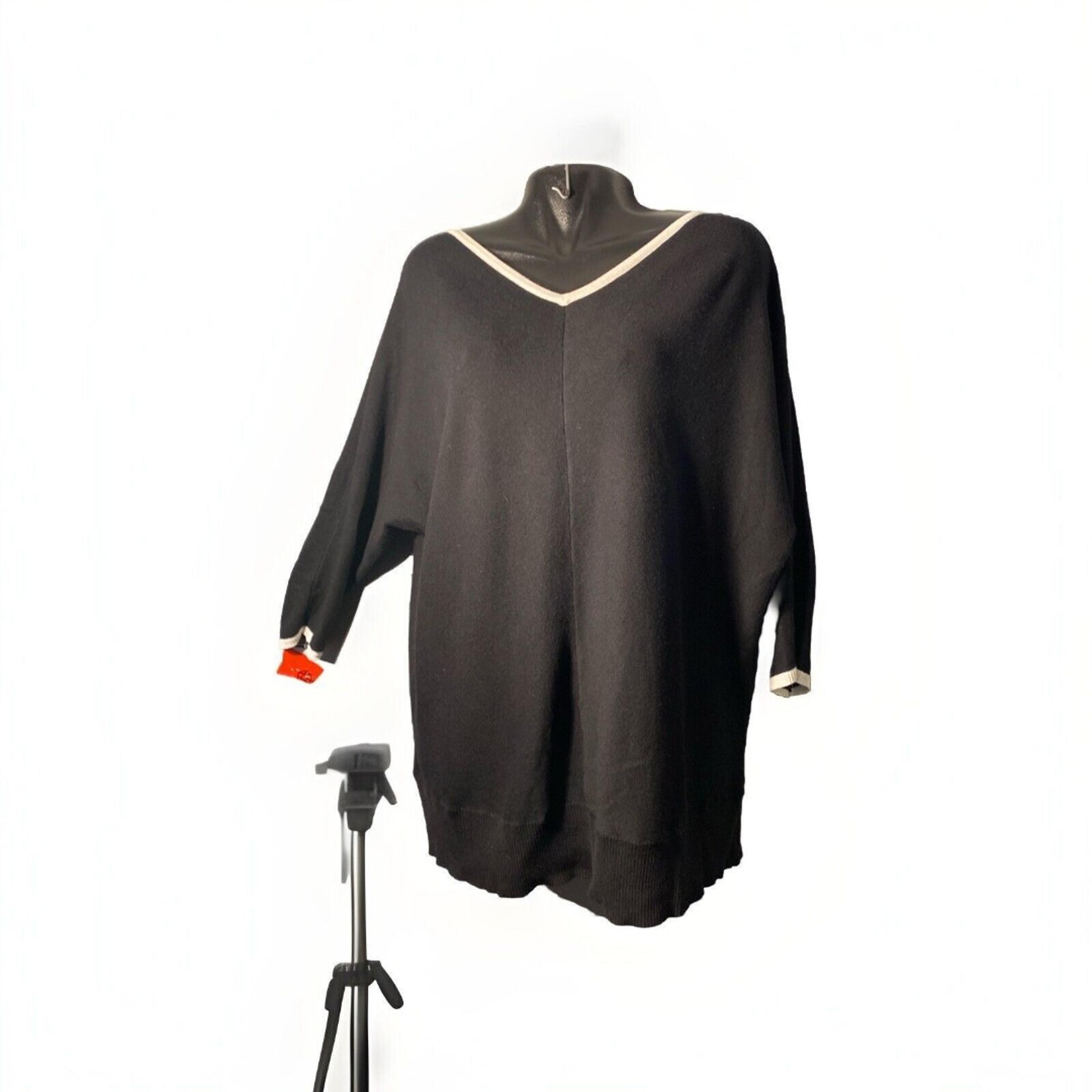 Womens Sweater Plus 3X Premise Woman Black V Neck 22% Nylon 22% Nylon