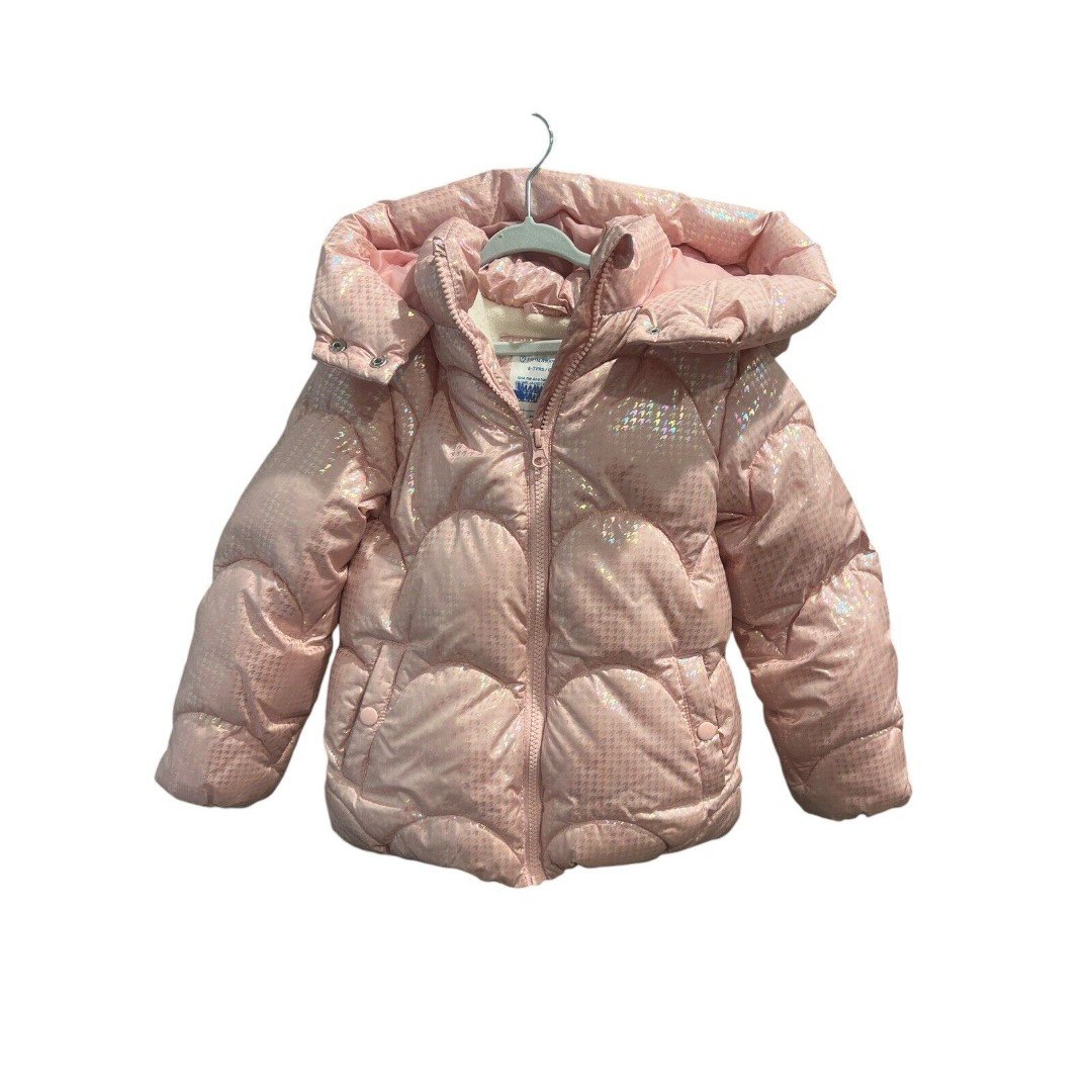 H&M Girls Hooded Water Resistant Puffer Jacket Size 6-7 Pink Iridescent Color