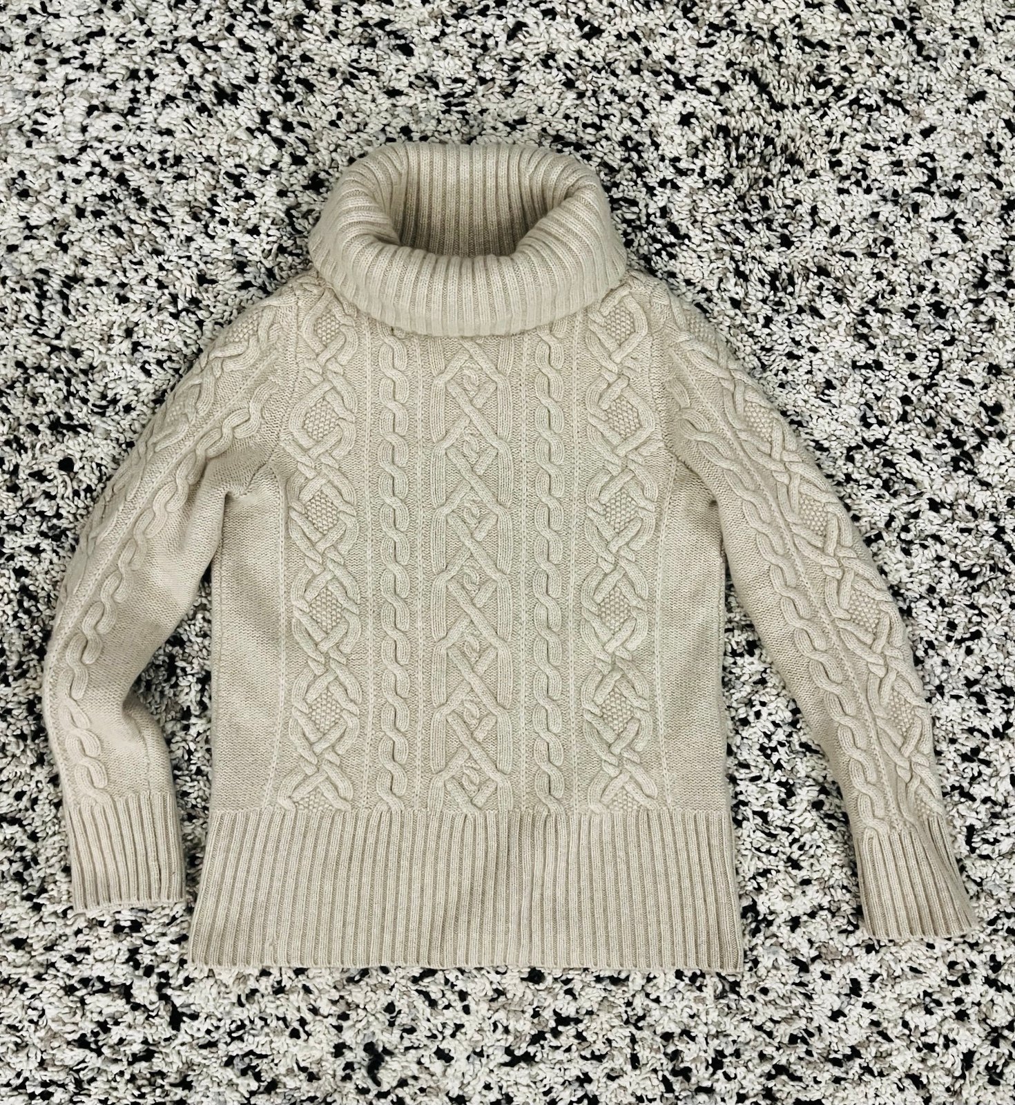 100% cashmere sweater