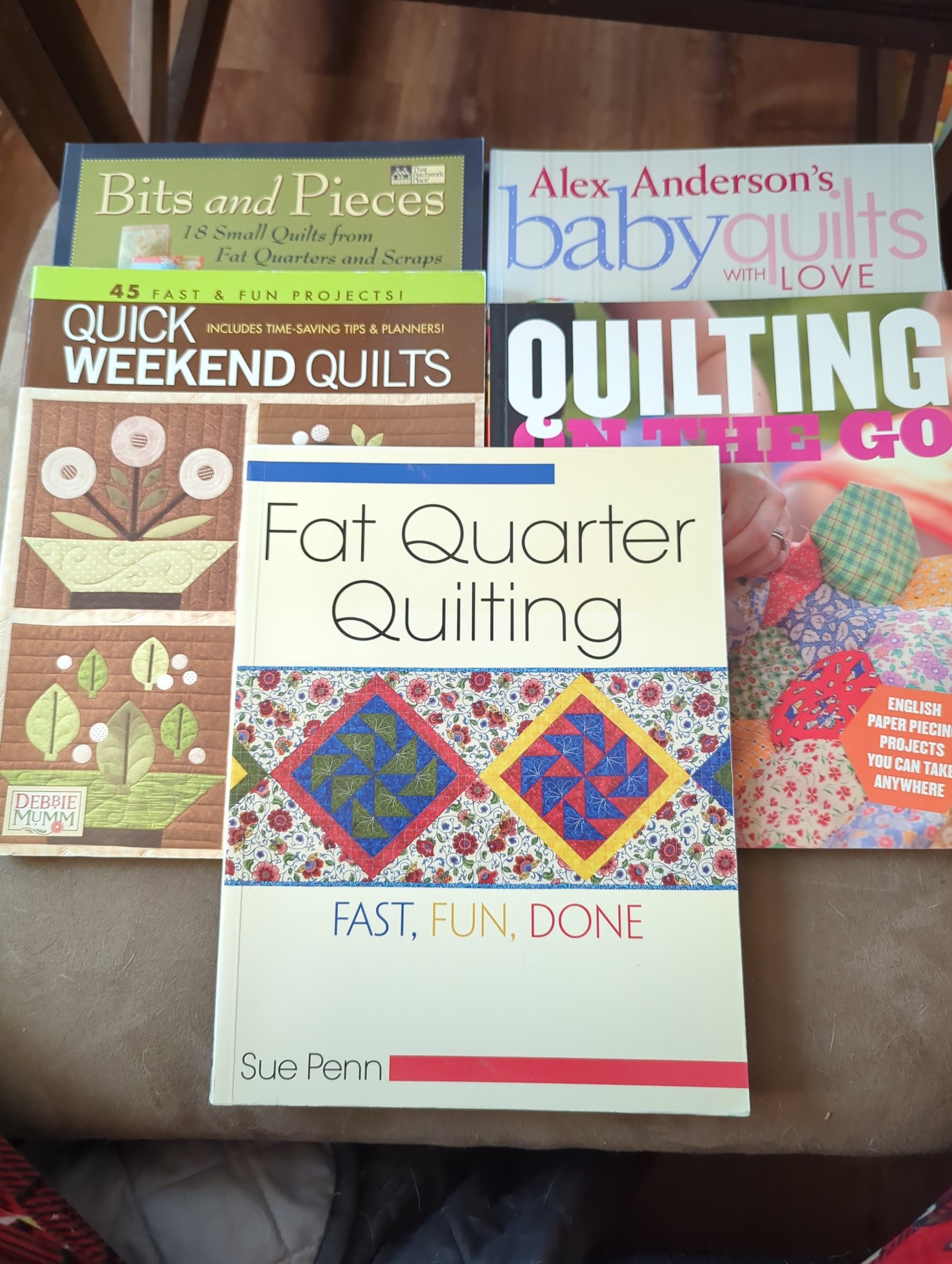 Lot of 5 quilting instruction books