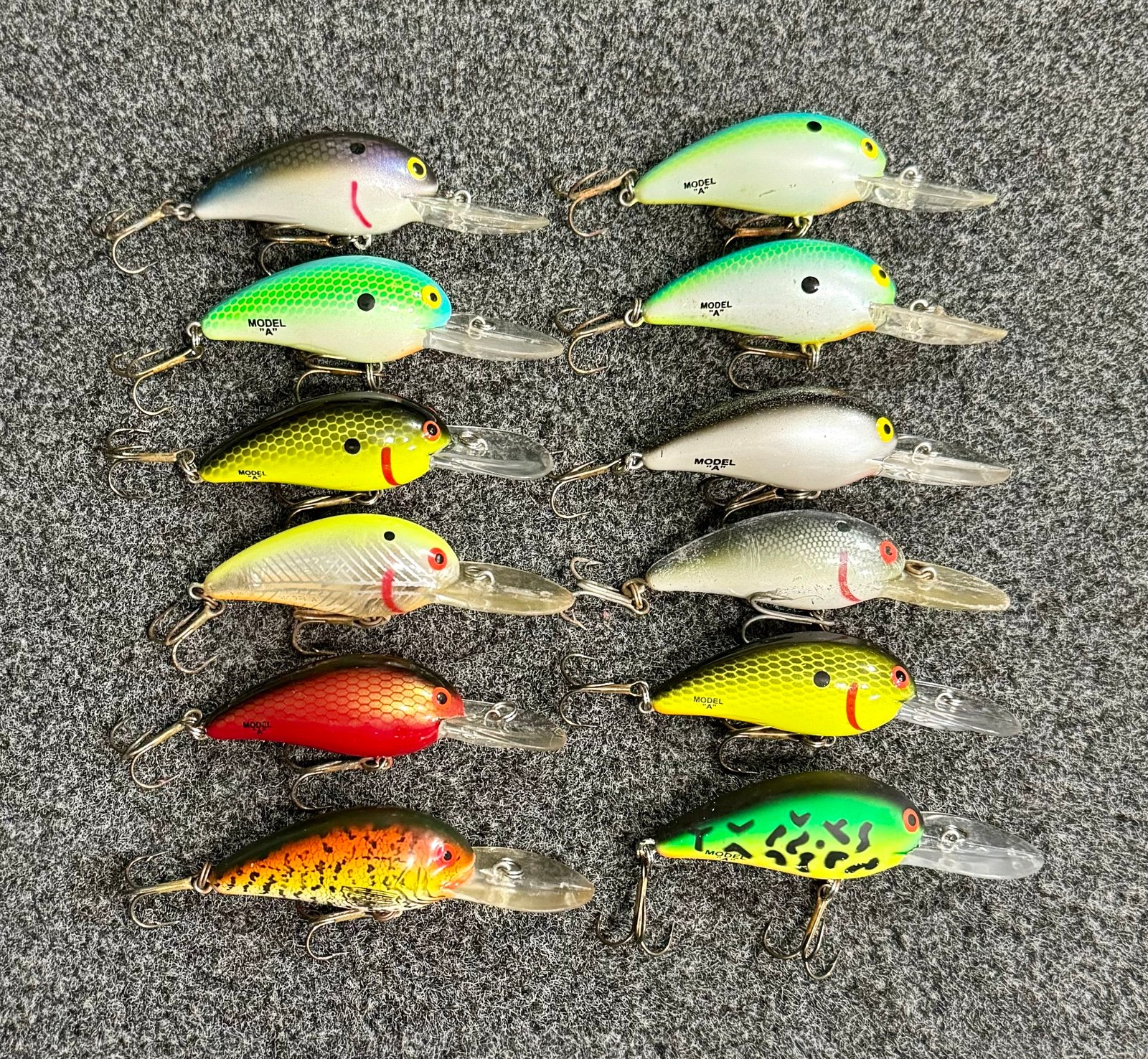 Bomber Model A’s (12) Crankbaits