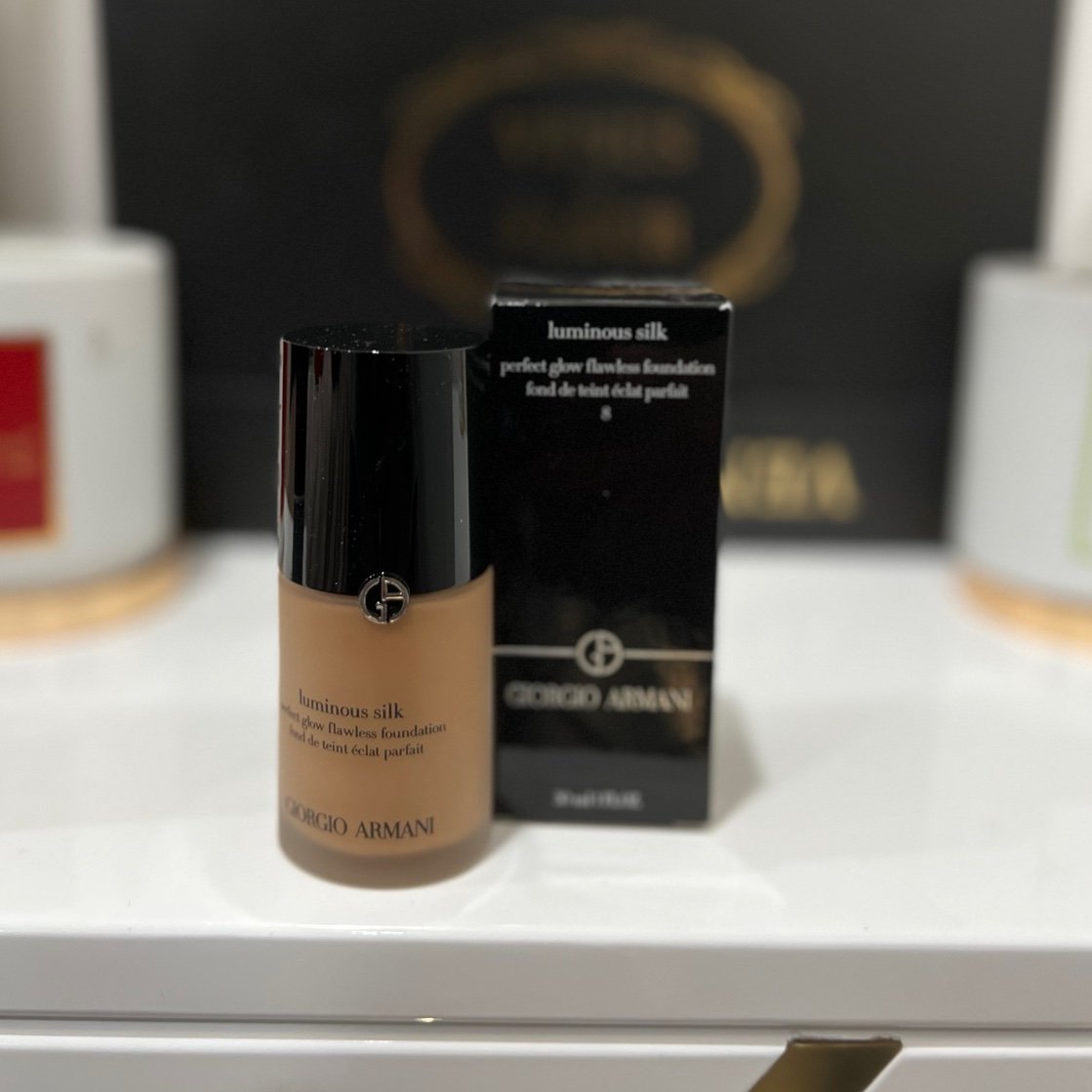 8 Giorgio Armani Luminous Silk Foundation