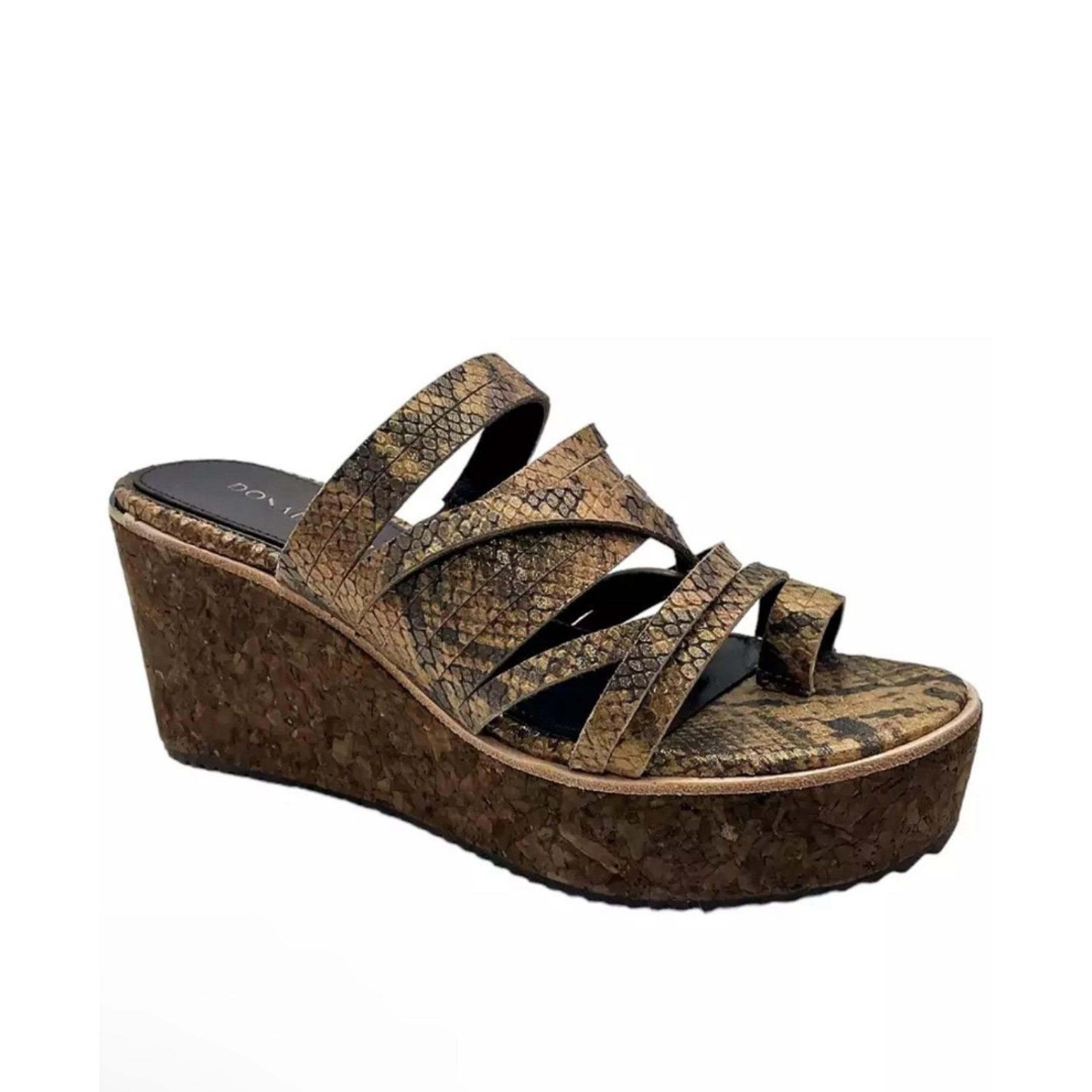 New DONALD J PLINER Ithaca Multi Toe-Ring Wedge Sandals Leopard Print Wedge 8