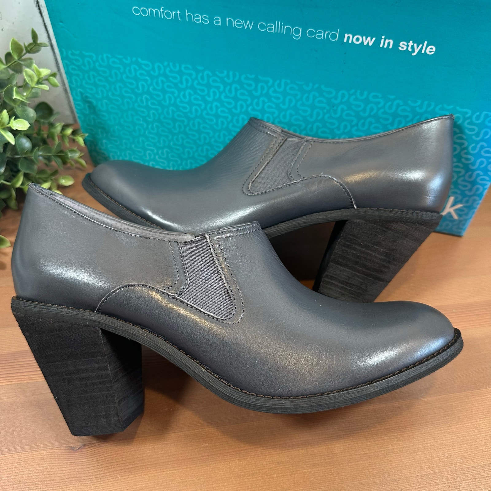 Softwalk Women's Fargo Boots Dark Grey Size 10 Narrow