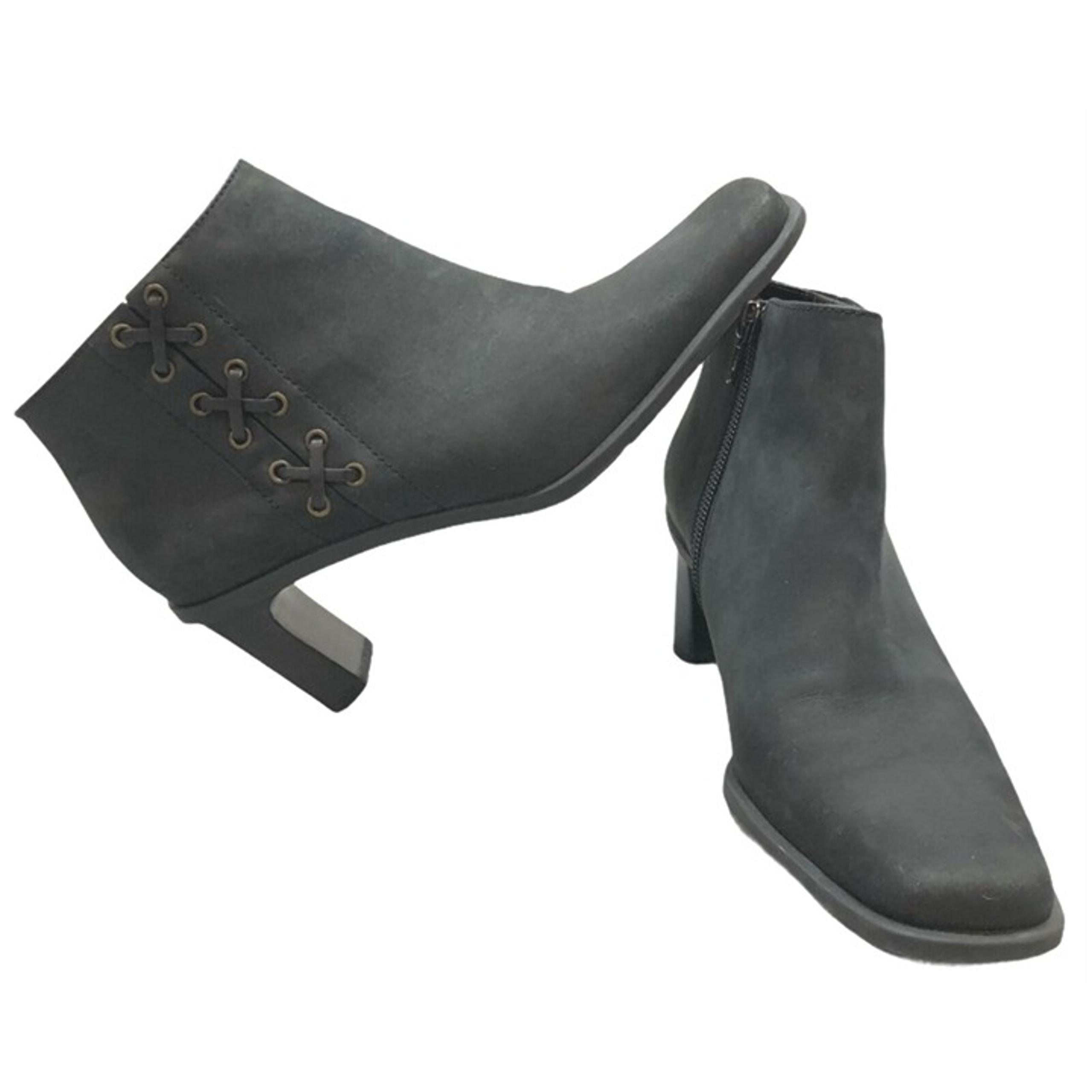 Etienne Aigner Ankle Boots Saddle Womens 7M Nubuck Black Leather Zipper Bootie S