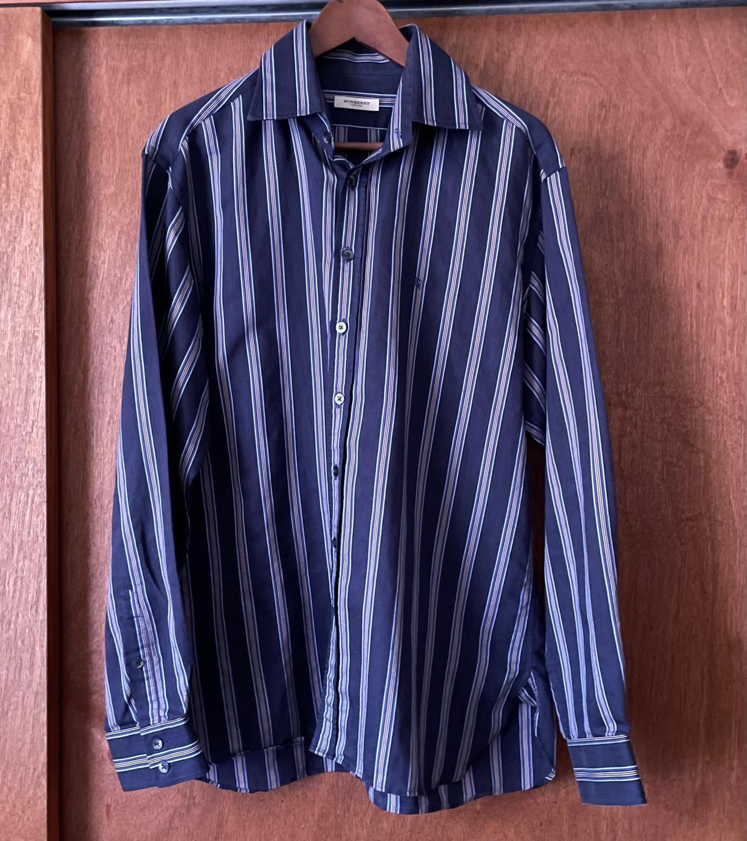 Vintage BURBERRY LONDON Men’s Button Up Shirt Made in Italy Dark Blue Exc $180