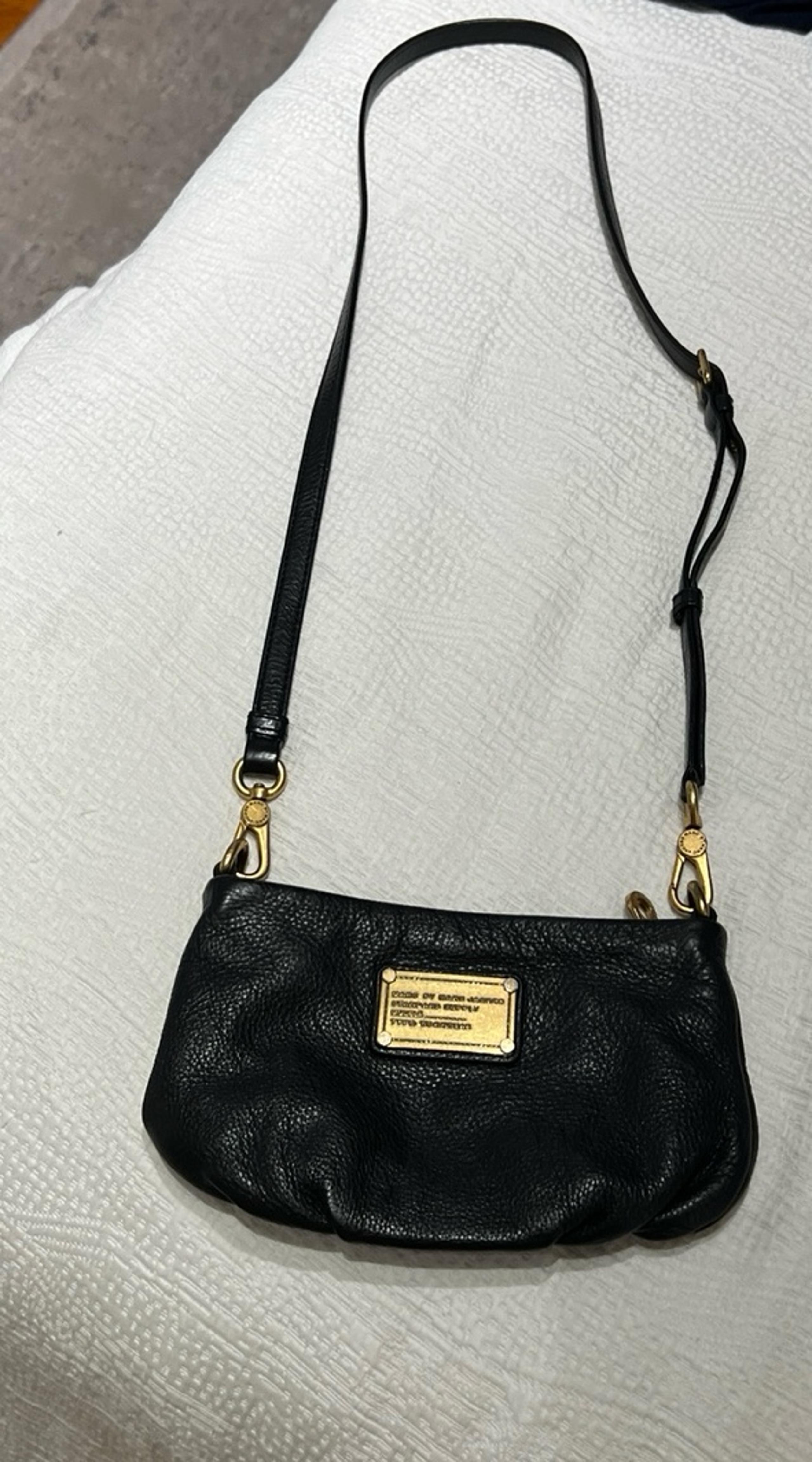 MARC JACOBS leather mini crossbody bag, Black