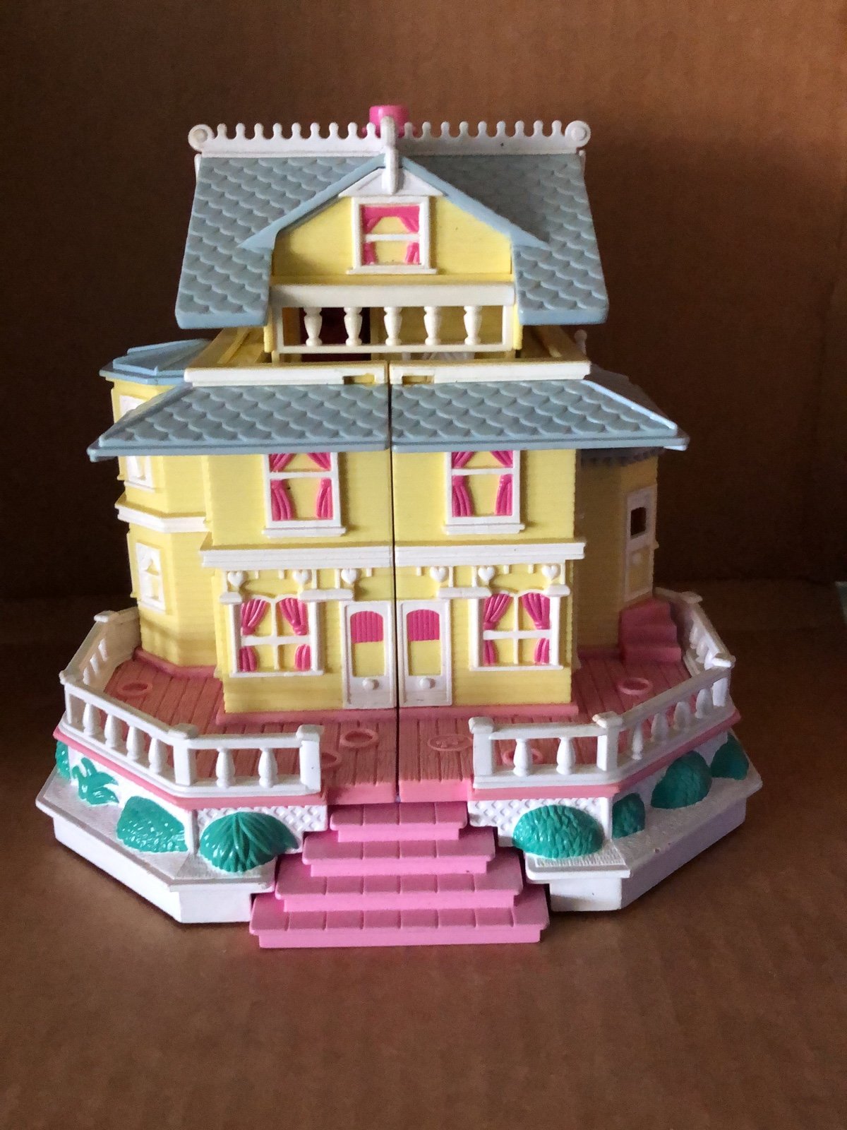 Vintage polly hotsell pocket house