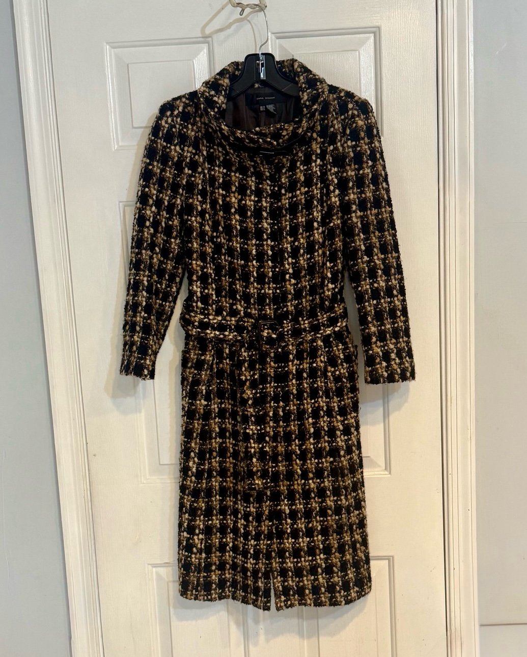 ZARA Woman Long Wool Blend Coat Brown and Tan Plaid ~Belt - Size Medium