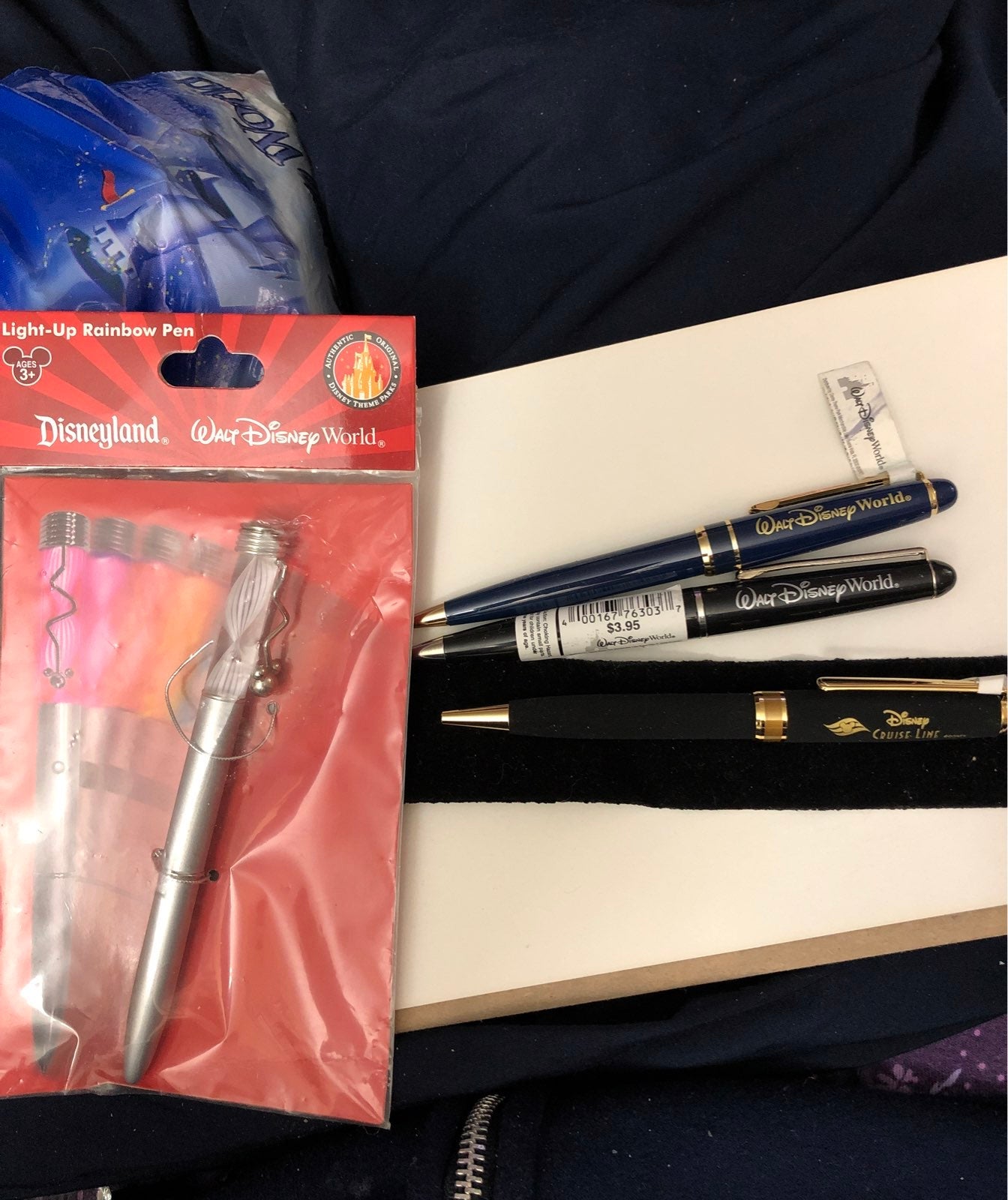 Disney Rare bundle of pens new