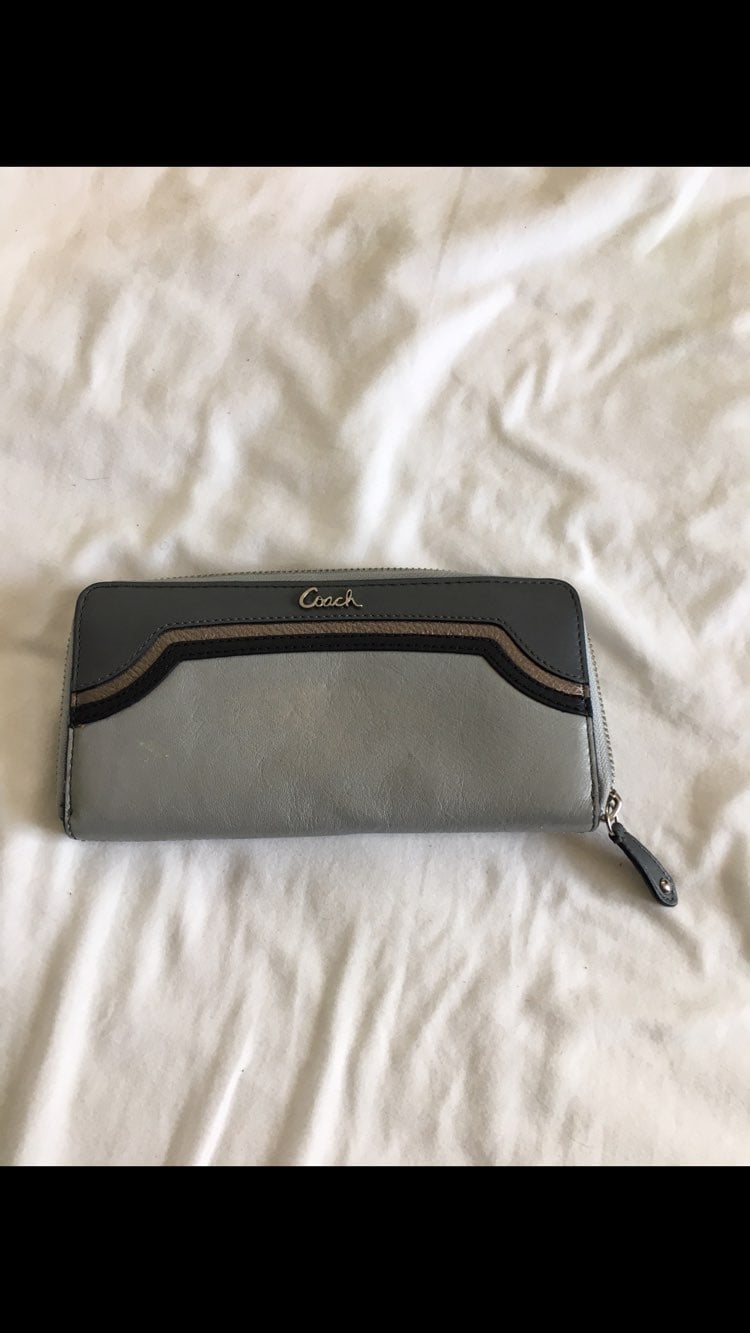 Coach wallet women