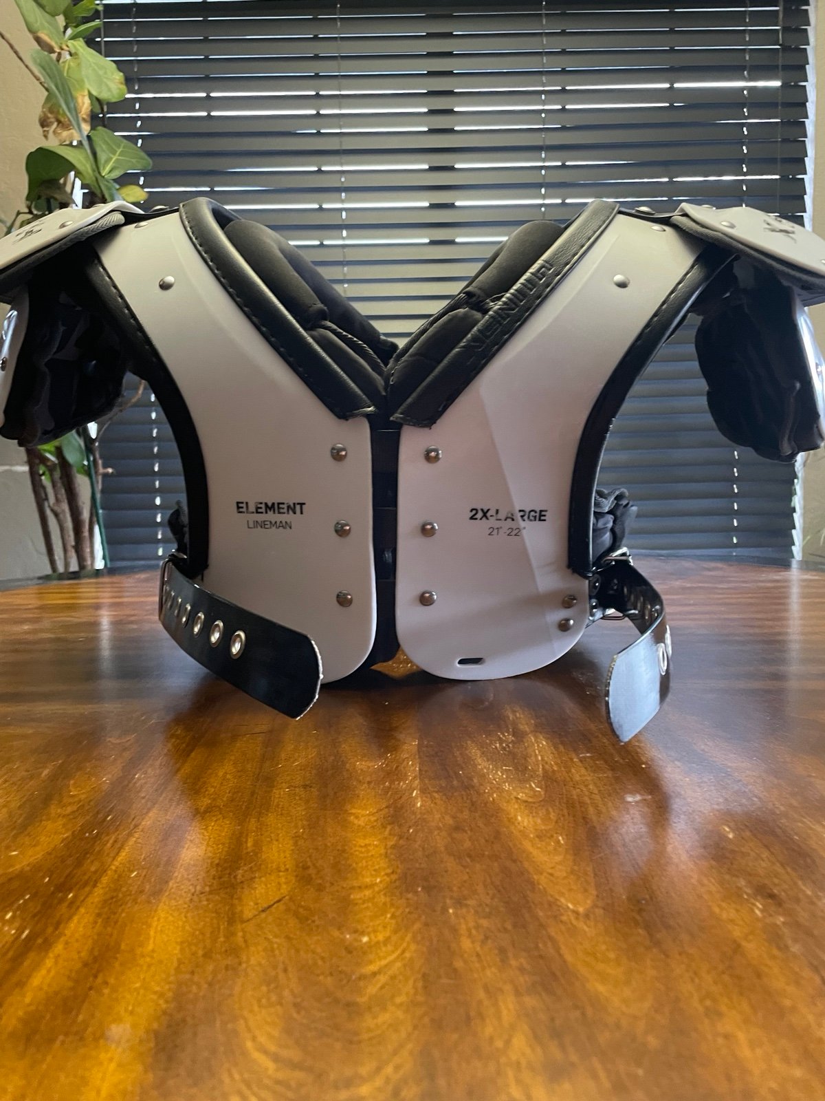 xenith shoulder pads