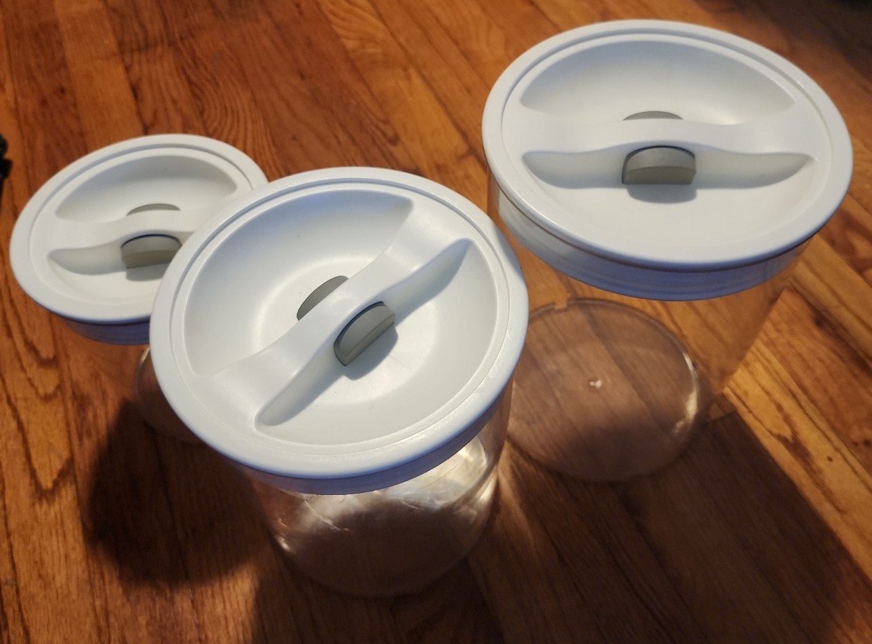 Set Of 3 Clack Quart Storage Container  4.5qt/ 3.6qt and 1.8qt White