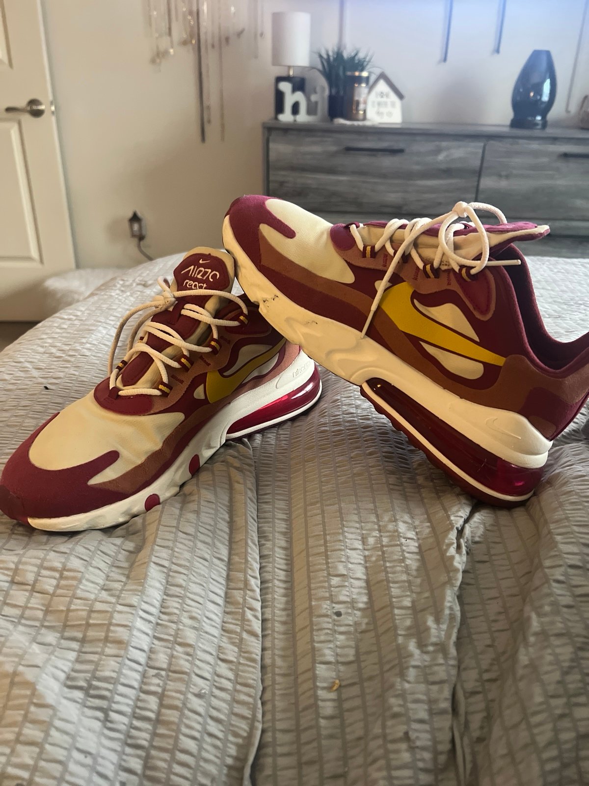 Nike air 270 reacts men’s size 10