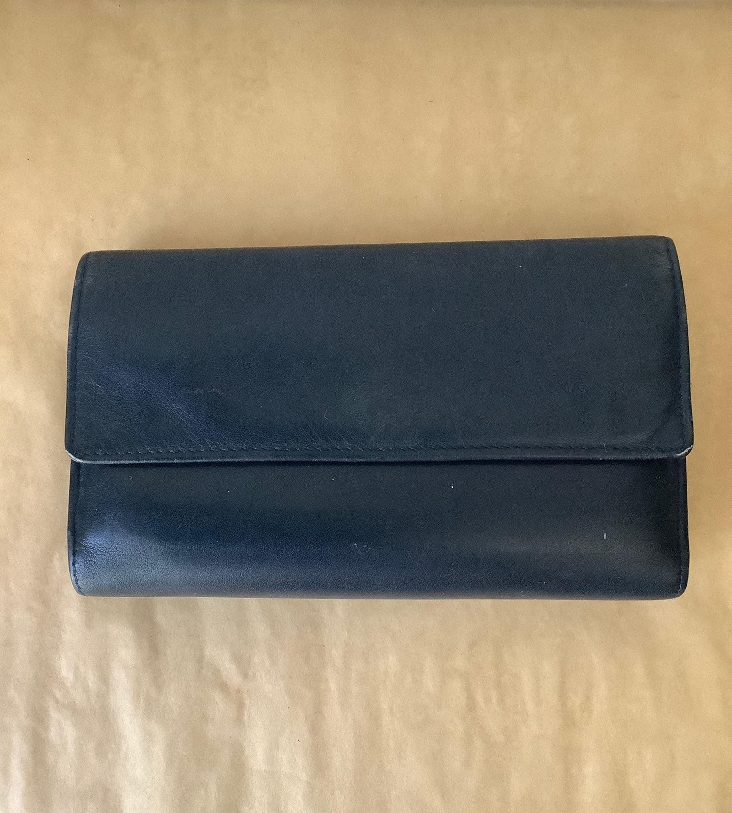 TUMI Women Wallet