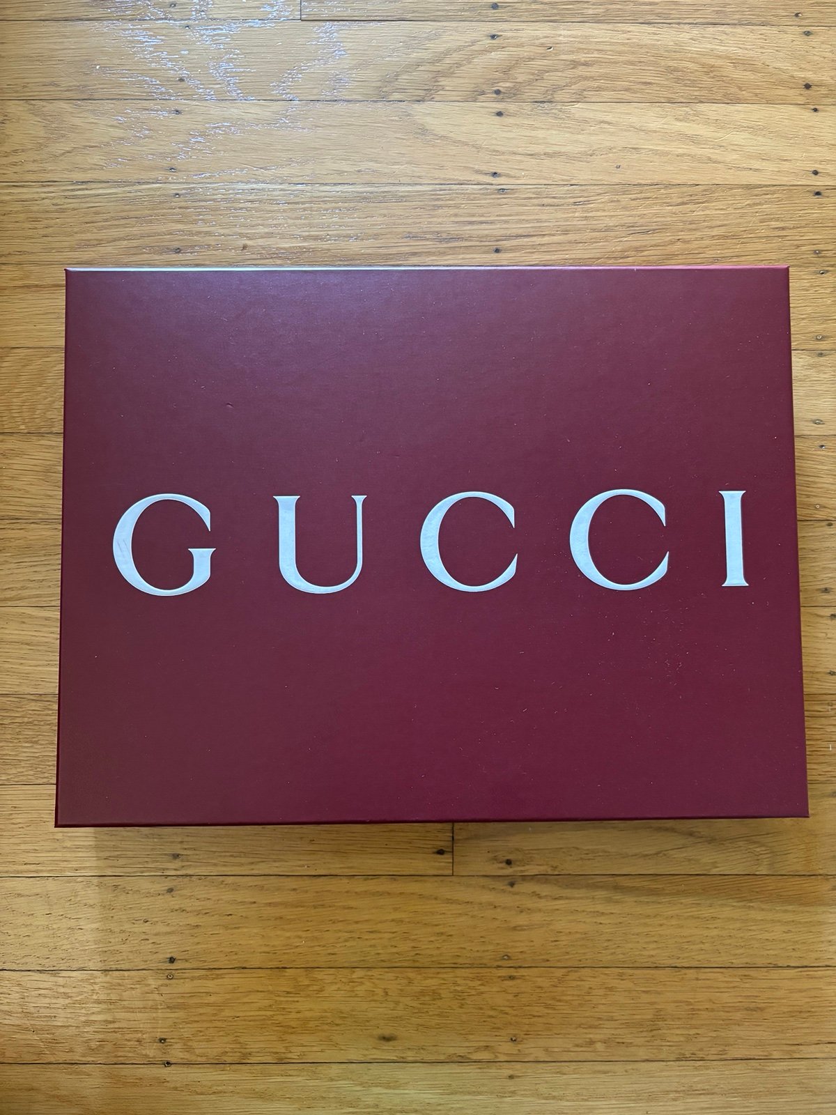 Gucci box