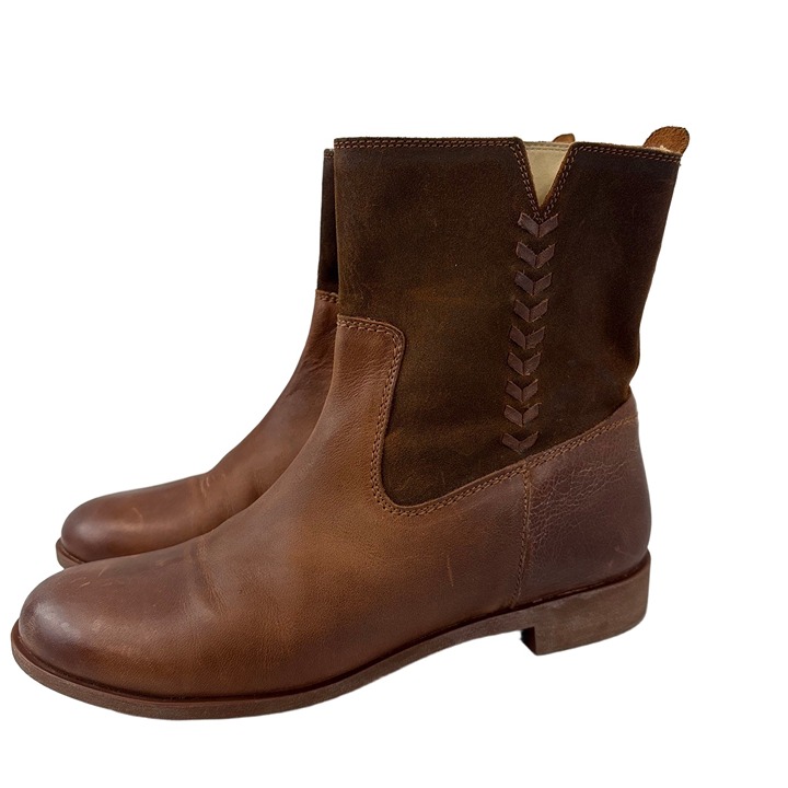 OluKai Womens Size 9 Brown Leather Kaupili Short Boot Zip Low Heel