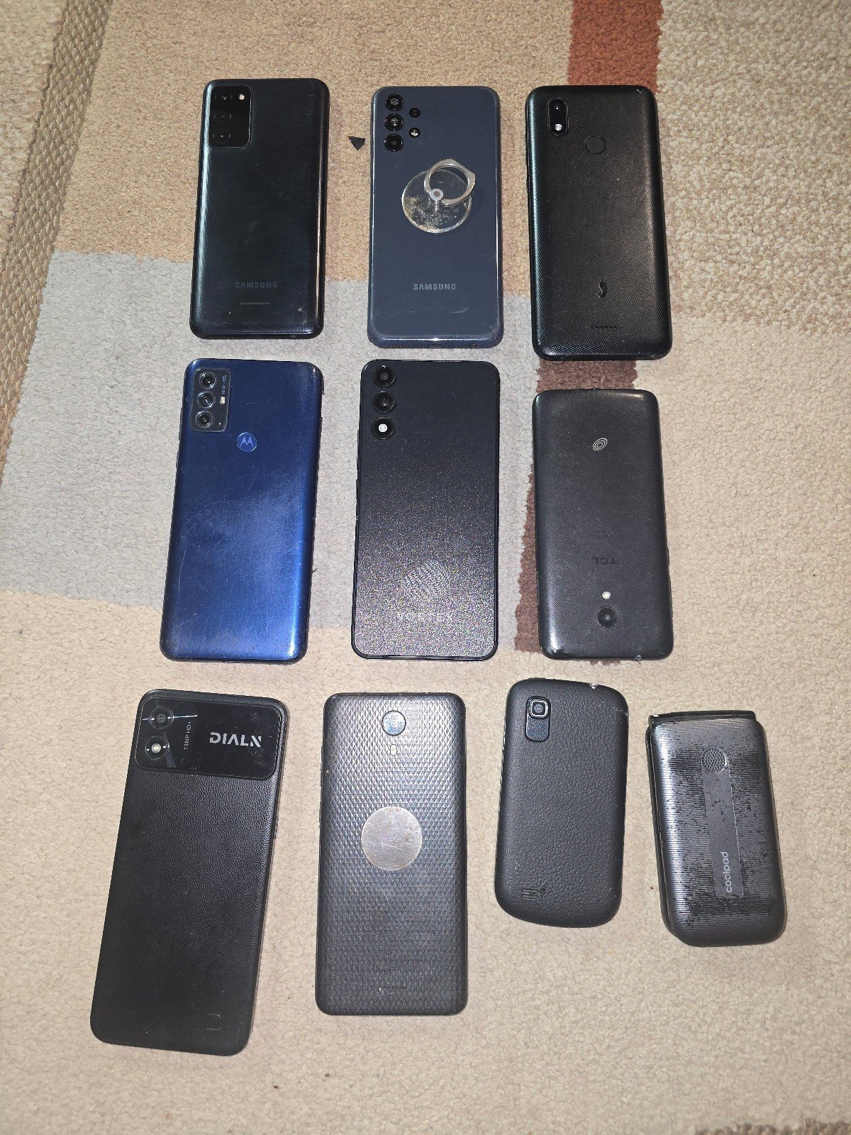 10 Various cell phones *PARTS ONLY*