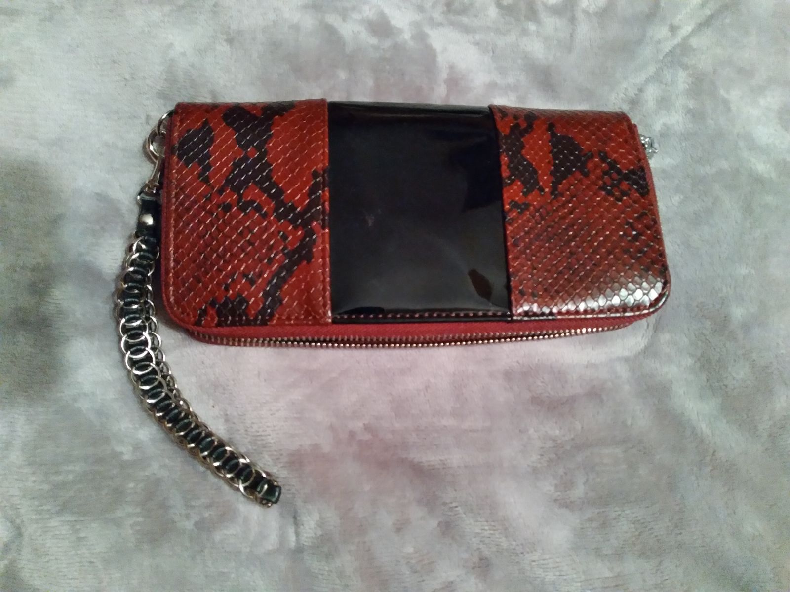 Clutch purse