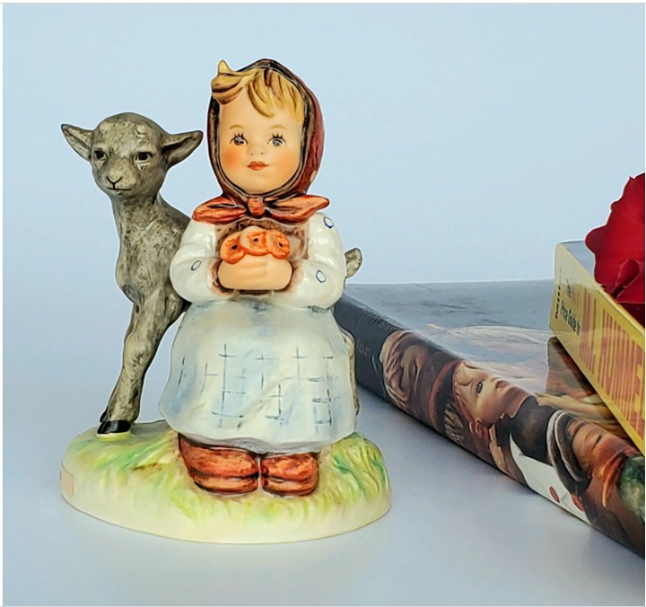 Hummel Figurine- TMK6 - Good Friends - Number 182