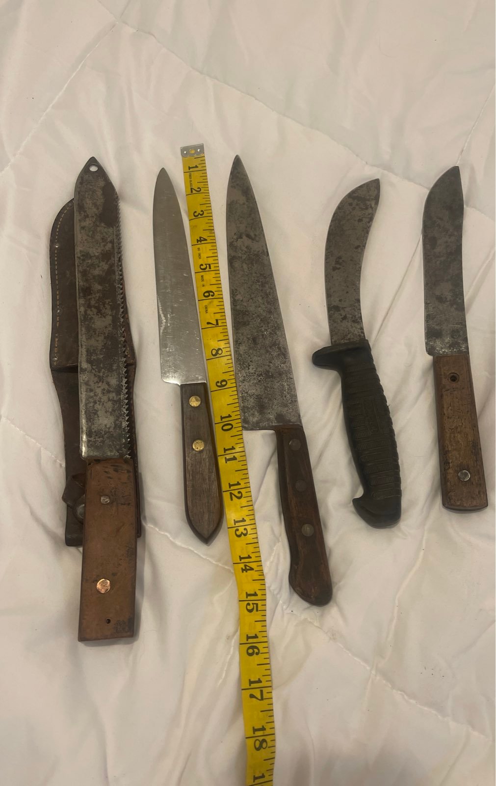 Five knives for a survivor or something
