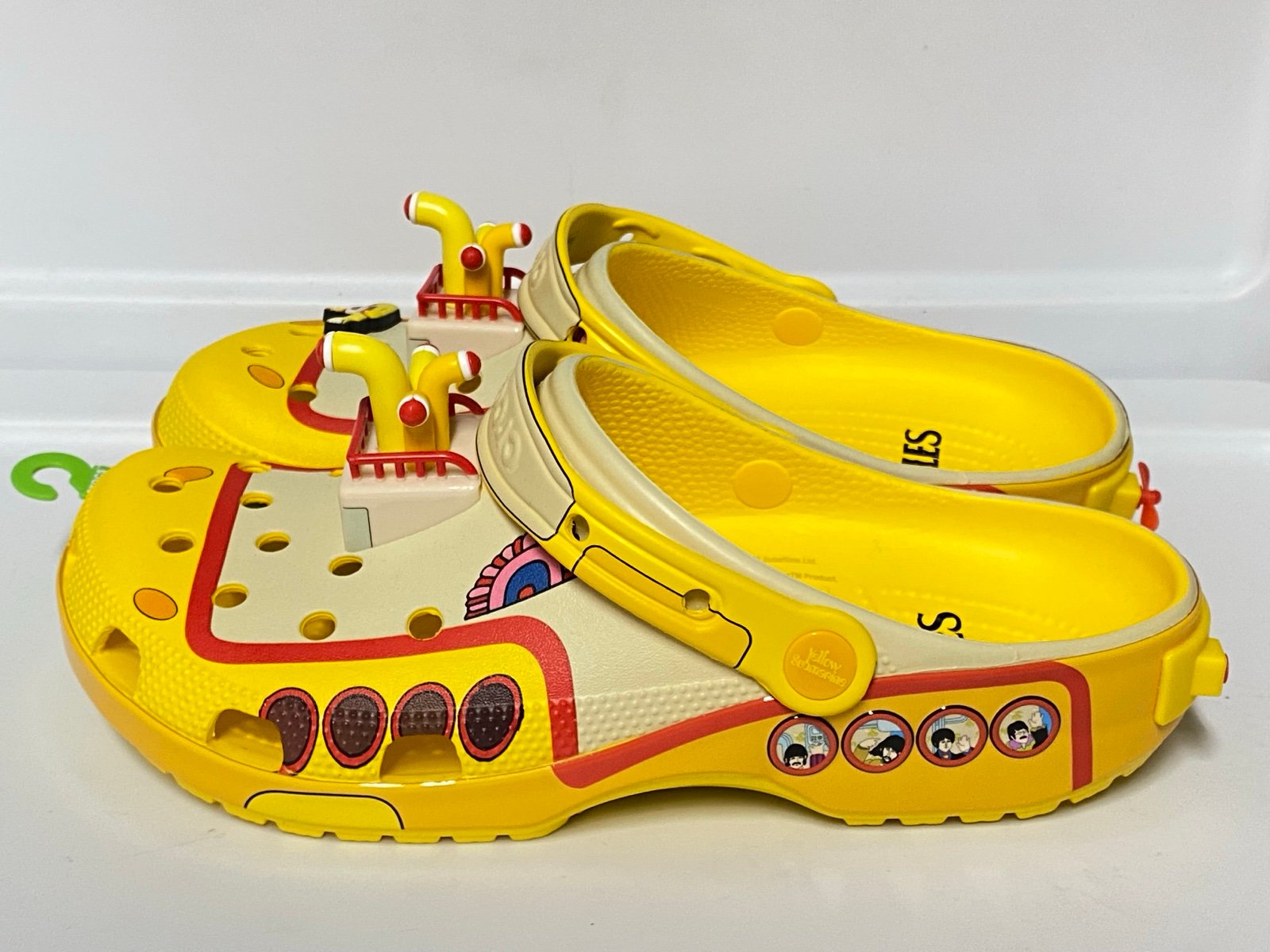 Crocs Beatles Yellow submarine MSZ 8 / W 10 new
