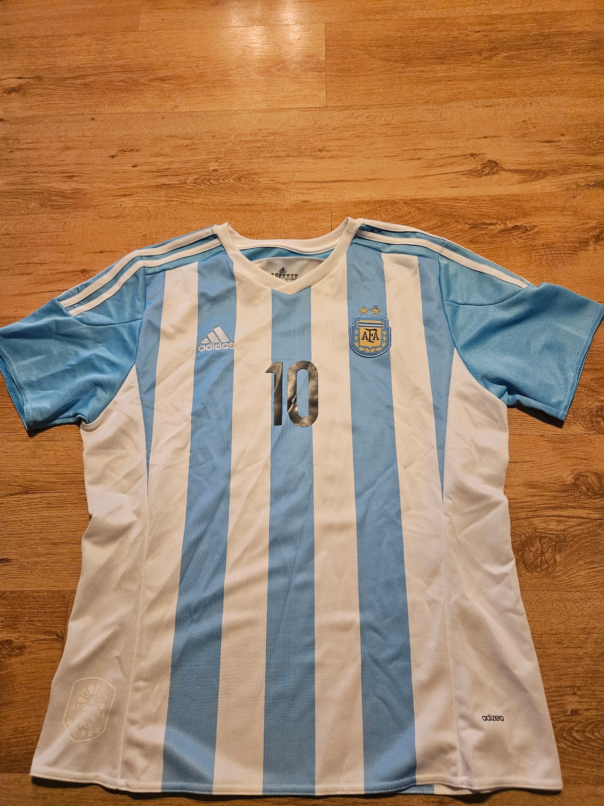 Adidas Argentina #10 Lionel messi jersey size lg