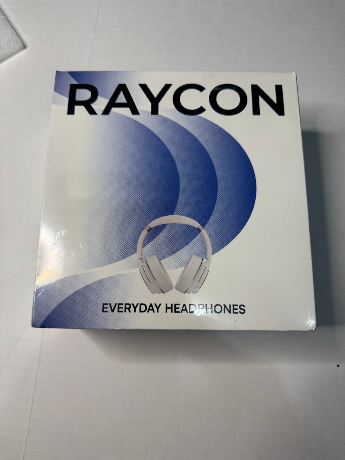 Bluetooth Raycon headphones rosegold
