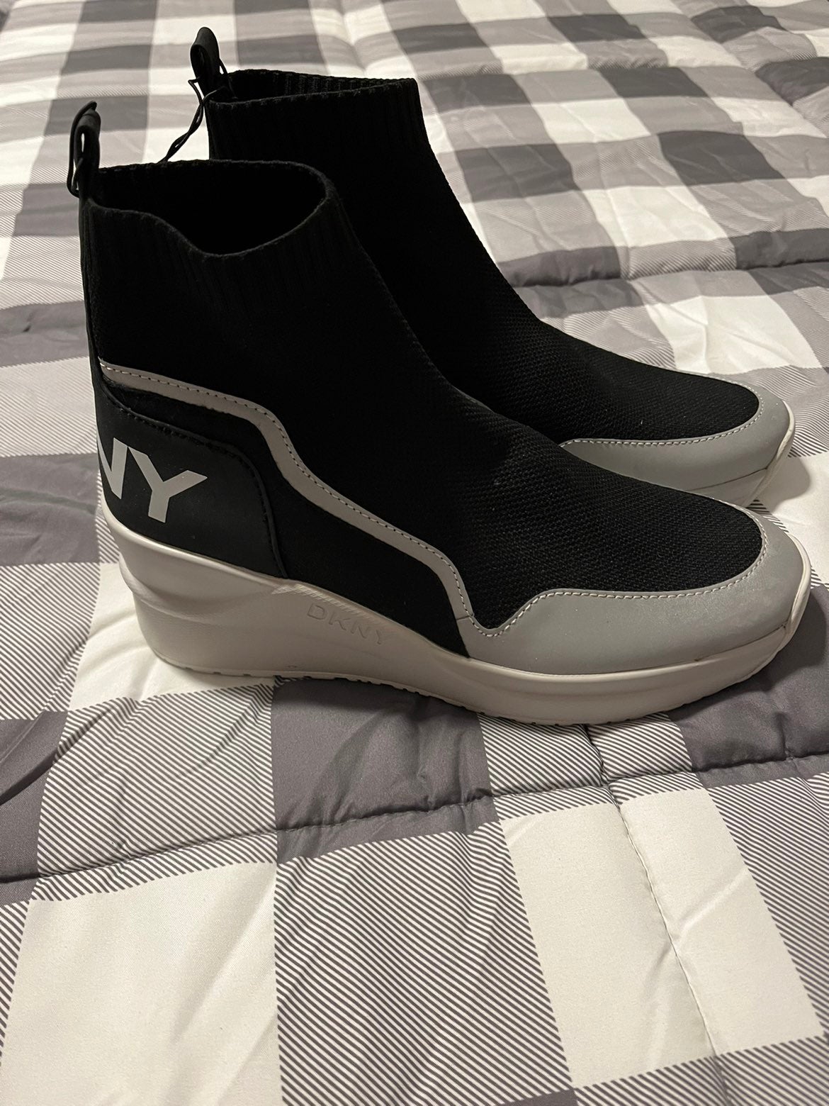 DKNY Wedge Fashion Sneakers | Mercari DKNY Wedge Fashion Sneakers | Mercari