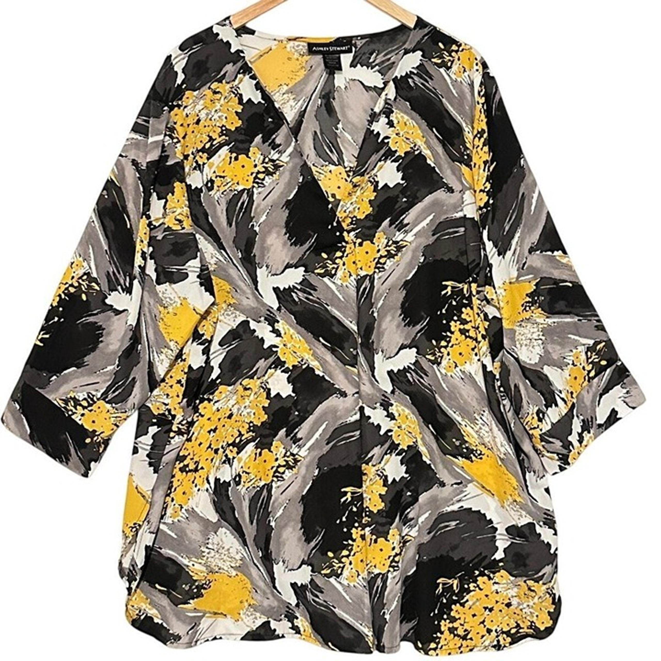 Ashley Stewart Abstract Popover Tunic Top Womens 22/24 Gray Yellow Career Office