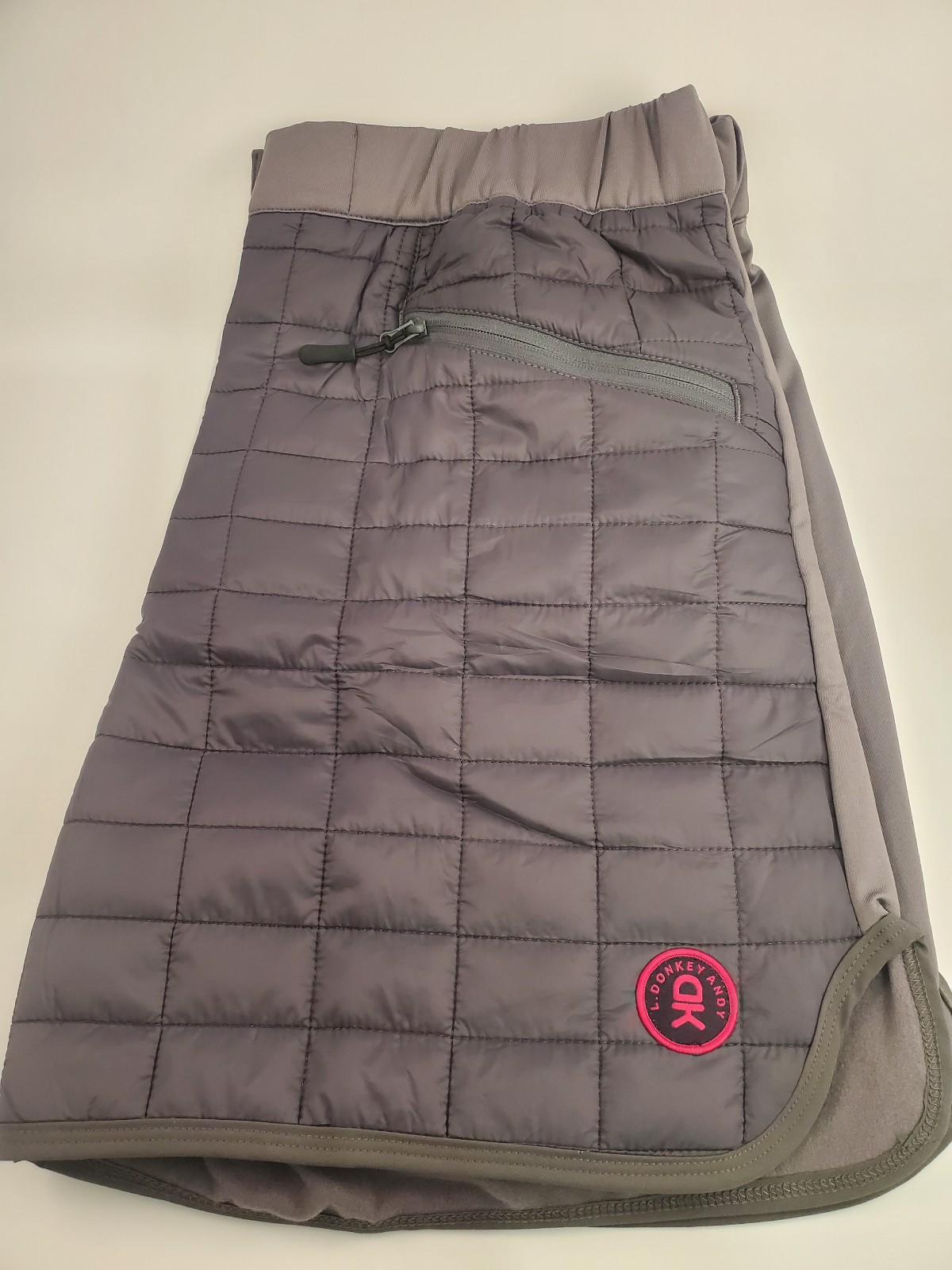 Little donkey Andy woman's sport & outdoor shorts sz lg