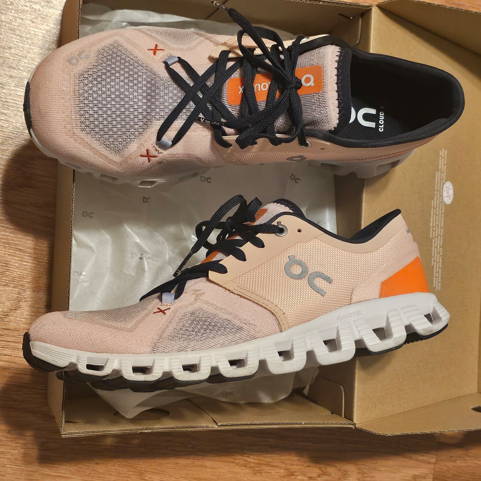New ON Cloud X 3 - Women's Size 11 - Rose/Sand (NIB)