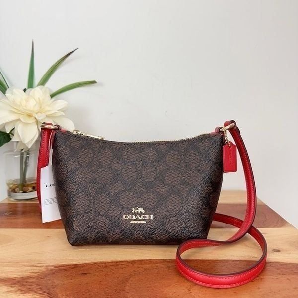 NWT Coach Zip Top Crossbody Bag In Signature Canvas
