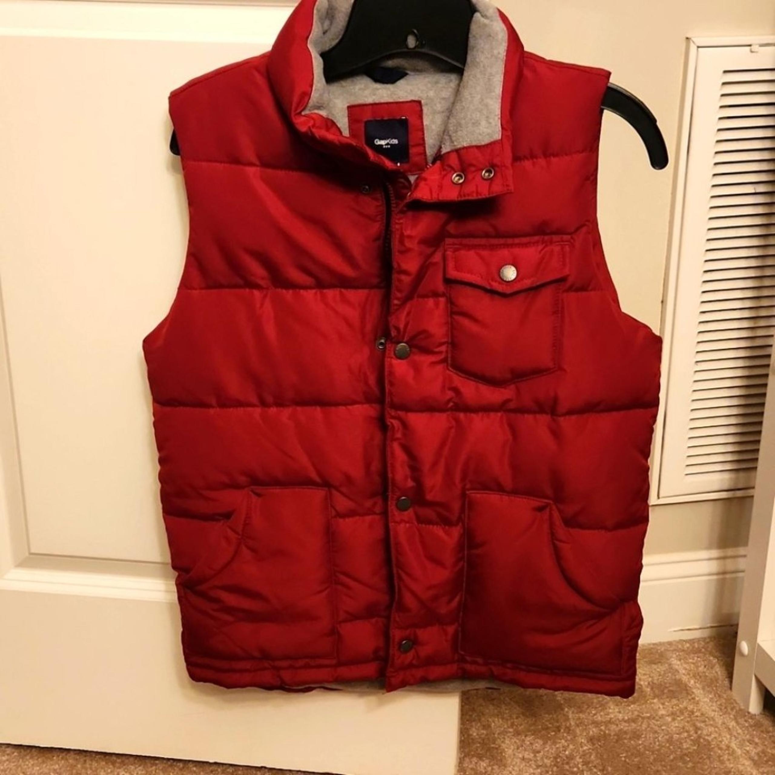 Gapkids Red Puffer Vest Size L