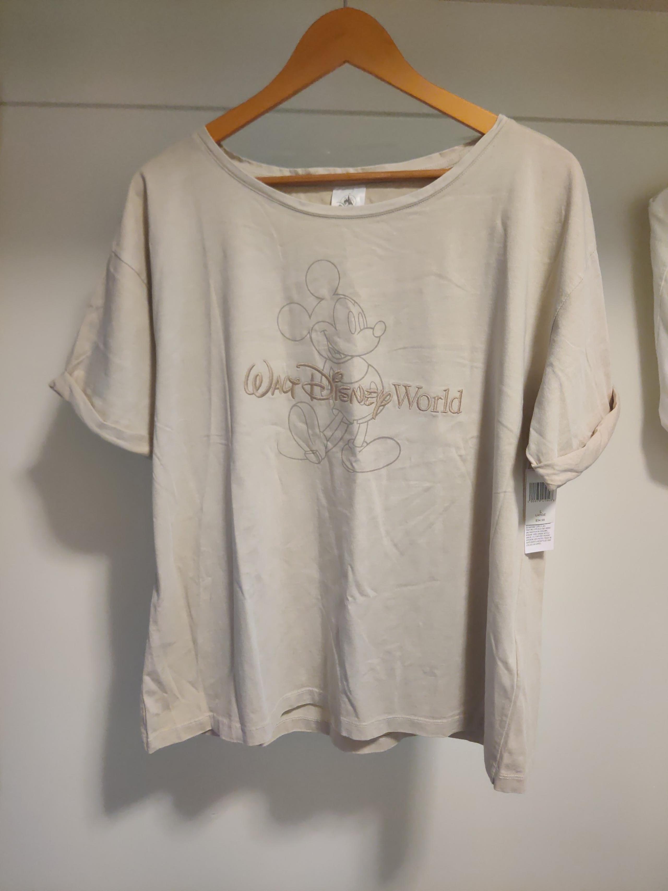 Walt Disney World Mickey mouse women's large size t-shirt