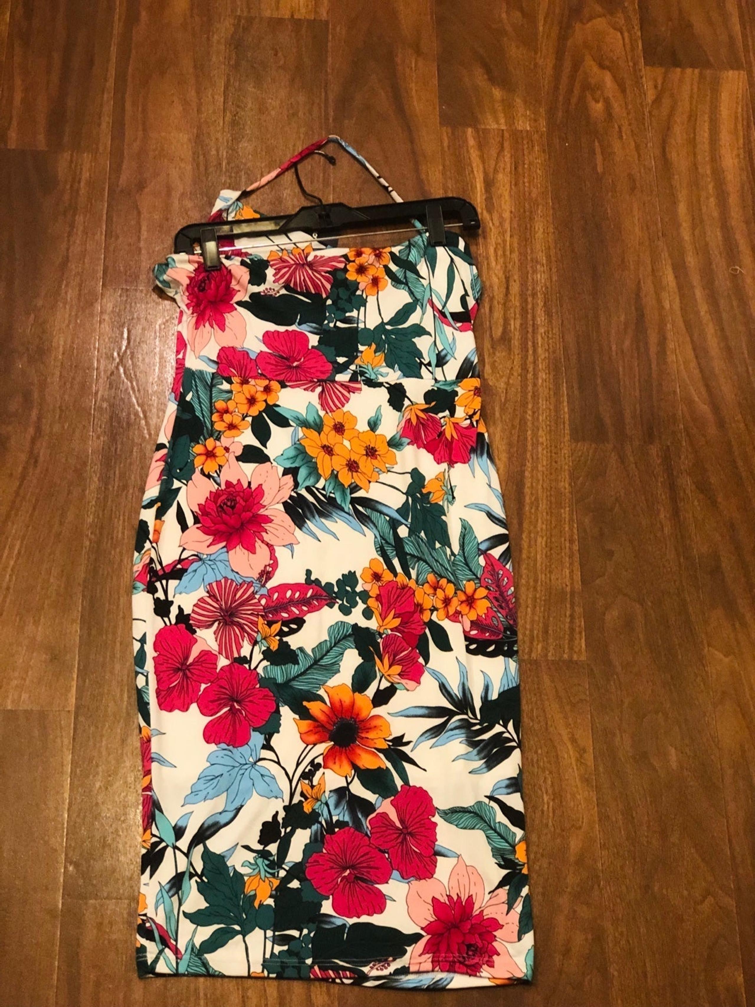 FASHION NOVA- Mikayla Dress