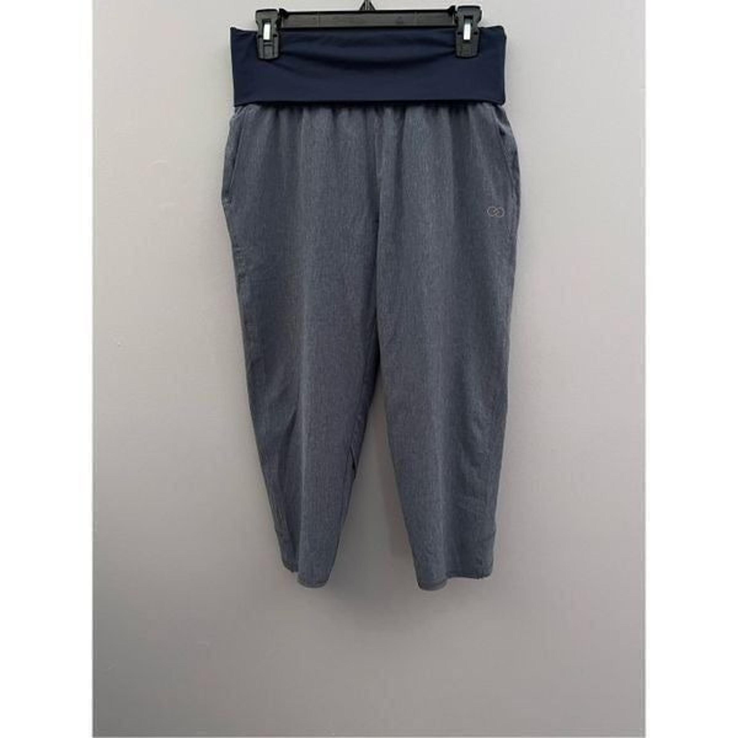 Calia by Carrie Underwood Workout Pants/Capris, size XS