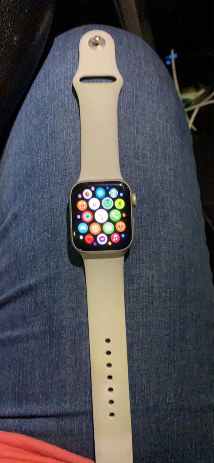 Apple Watch SE 40 mm Aluminum Silver