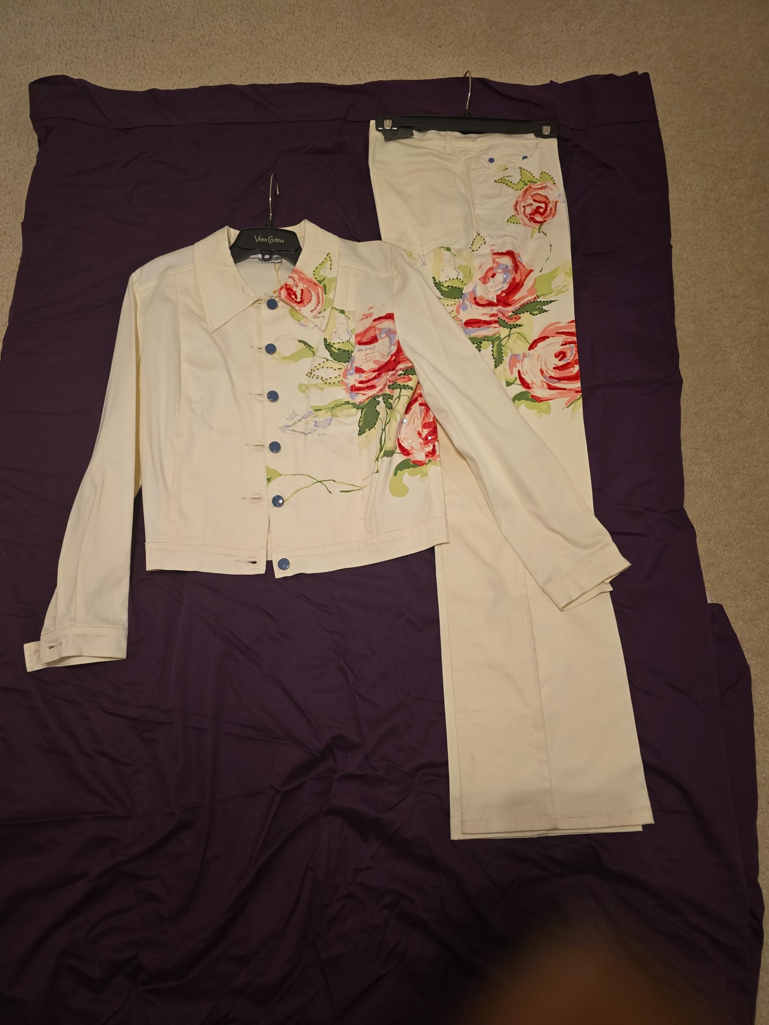 Clothing - Ariel