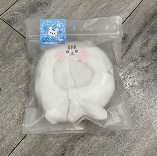 Red Velvet Fancon Tour Happiness: My Dear, Reveluv MD Fanlight Cape Wendy