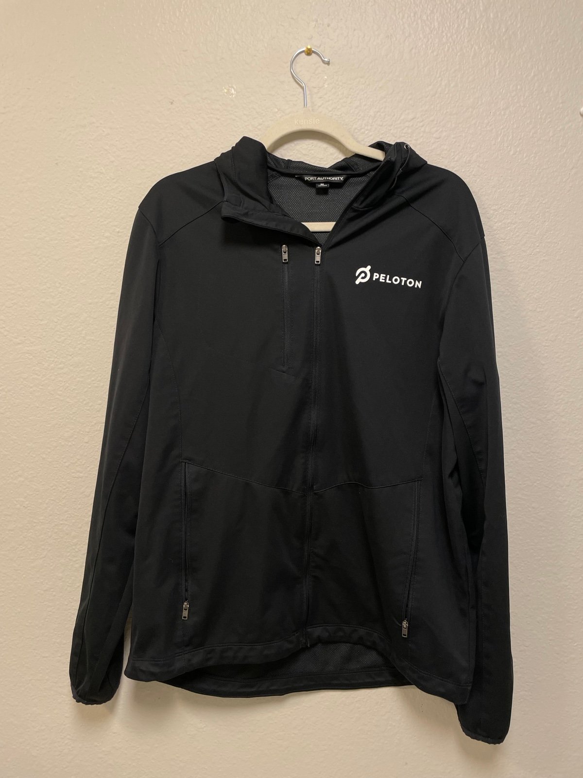 peloton mens jacket size M