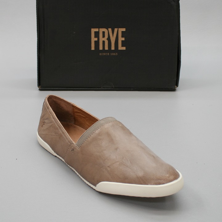 Frye Ladies 10 M Melanie Slip-on Flats Ballet Slippers Casual Loafer 3471146-GRY