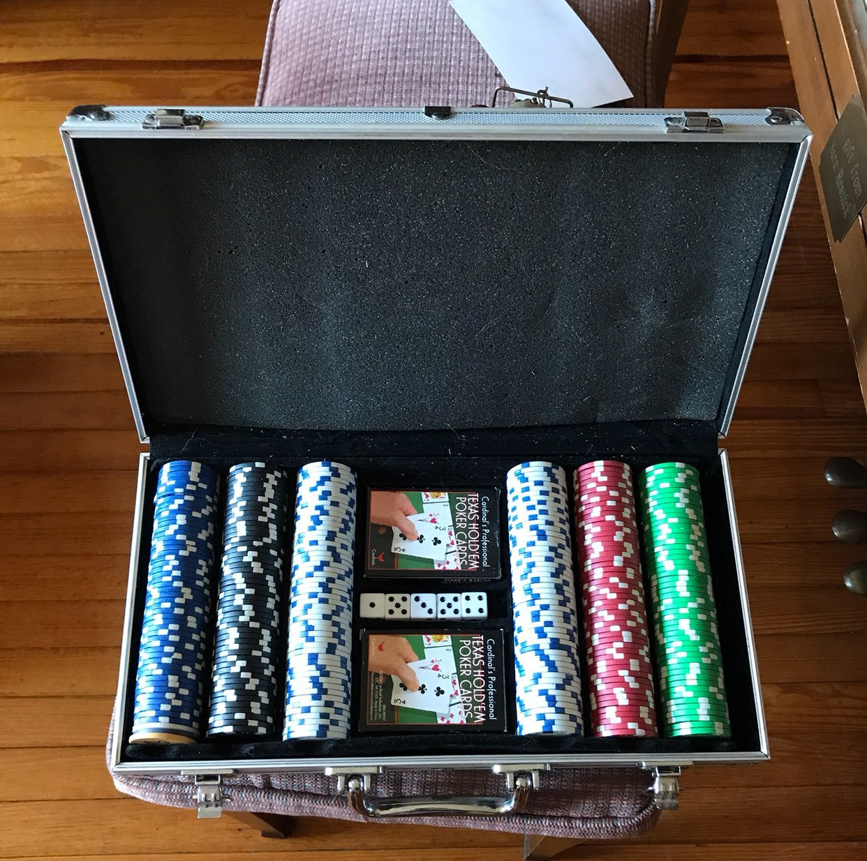 Texas Holdem Poker Chip Set